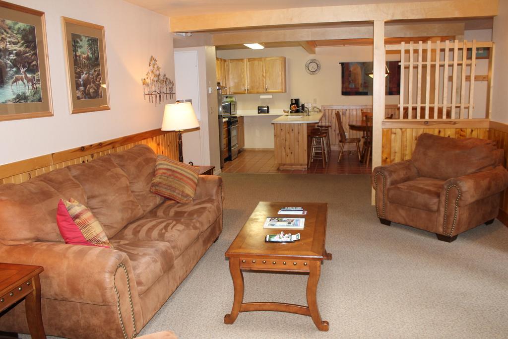 Two-Bedroom Chalet Forest View,689801439:JPEG
